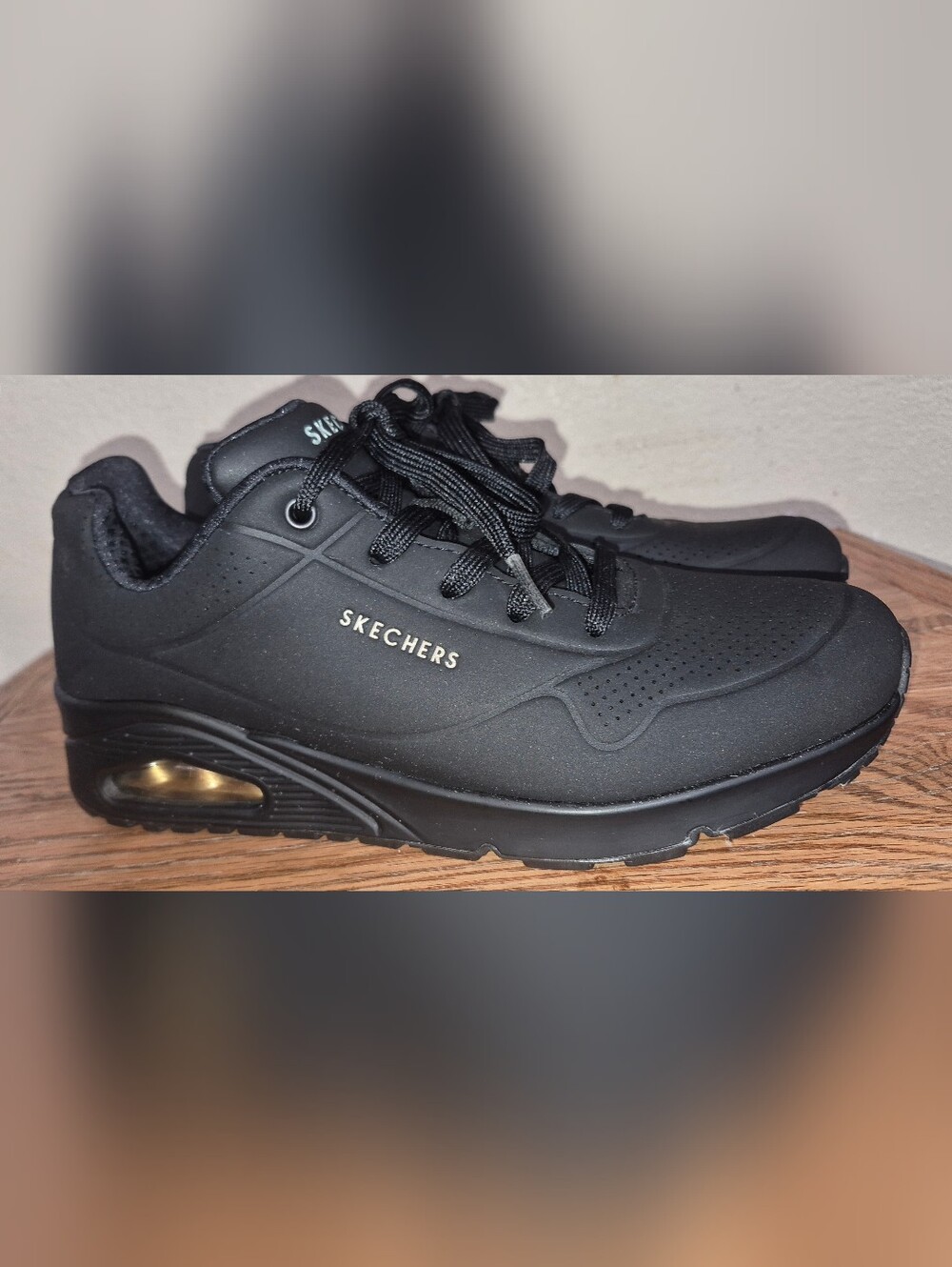 Women's Skechers Street Uno Stand on Air Sneaker Size 11 - Picture 6 of 7